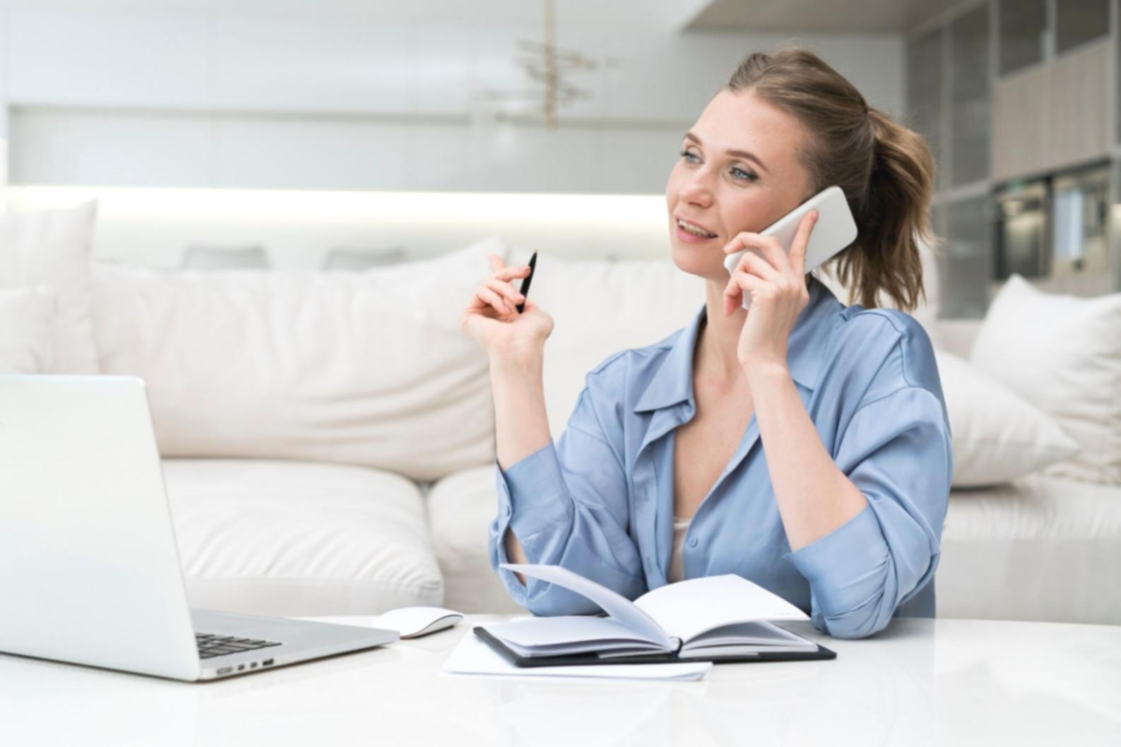 Sesiune de învățare online cu materiale practice